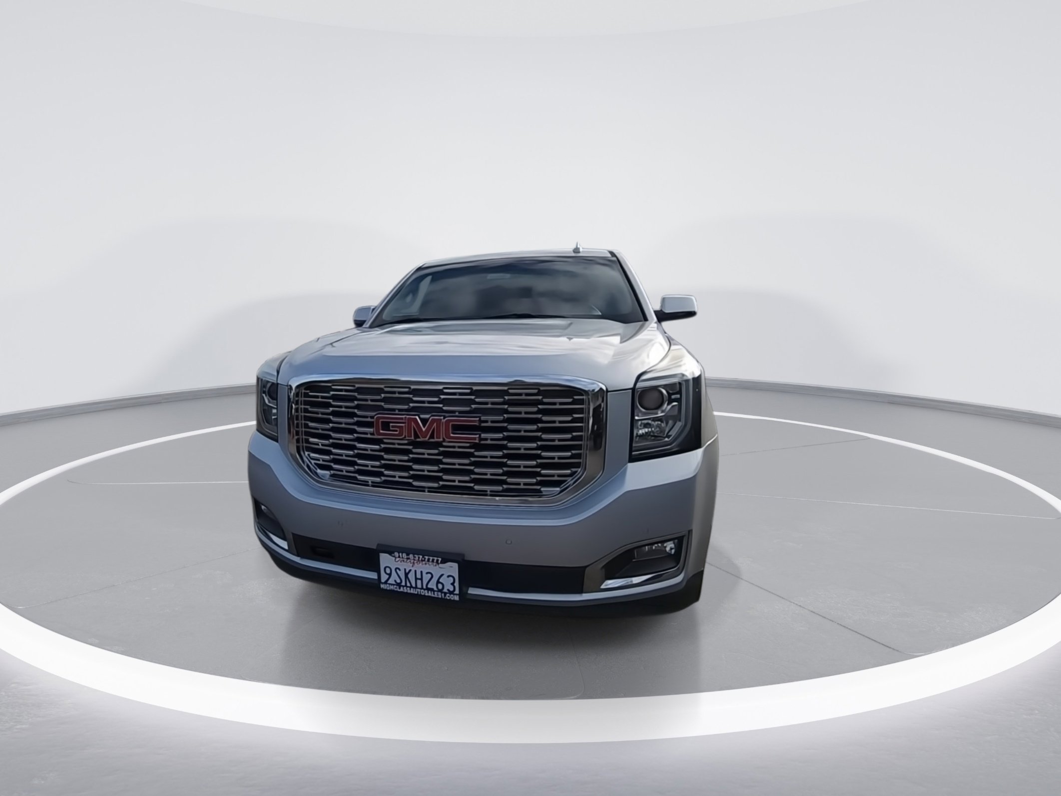 Used 2018 GMC Yukon XL Denali image 3