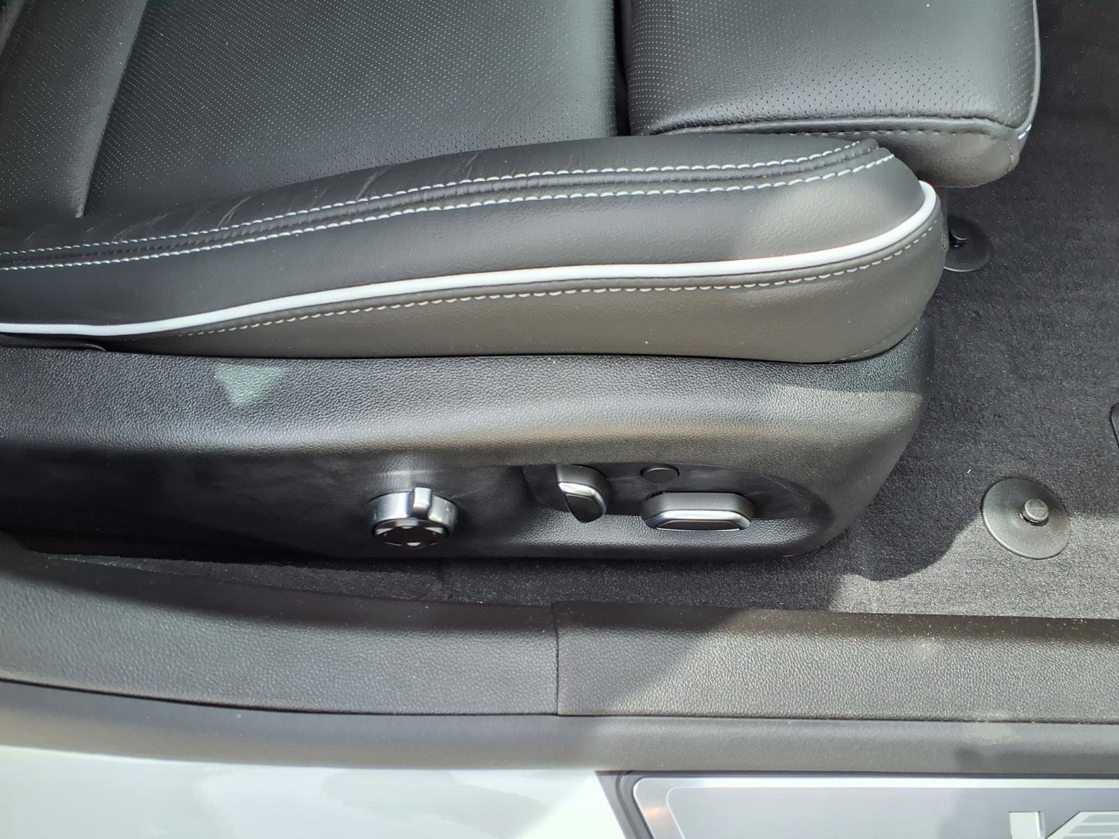 Certified 2025 Cadillac CT5 V Blackwing w/ Super Cruise 1 Package image 10