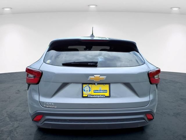 Used 2024 Chevrolet Trax LS FWD image 10