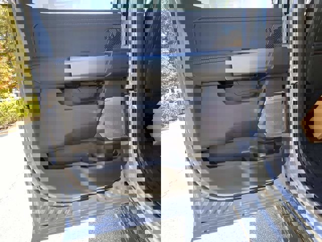 New 2026 Ford F250 Lariat w/ Black Appearance Package image 10