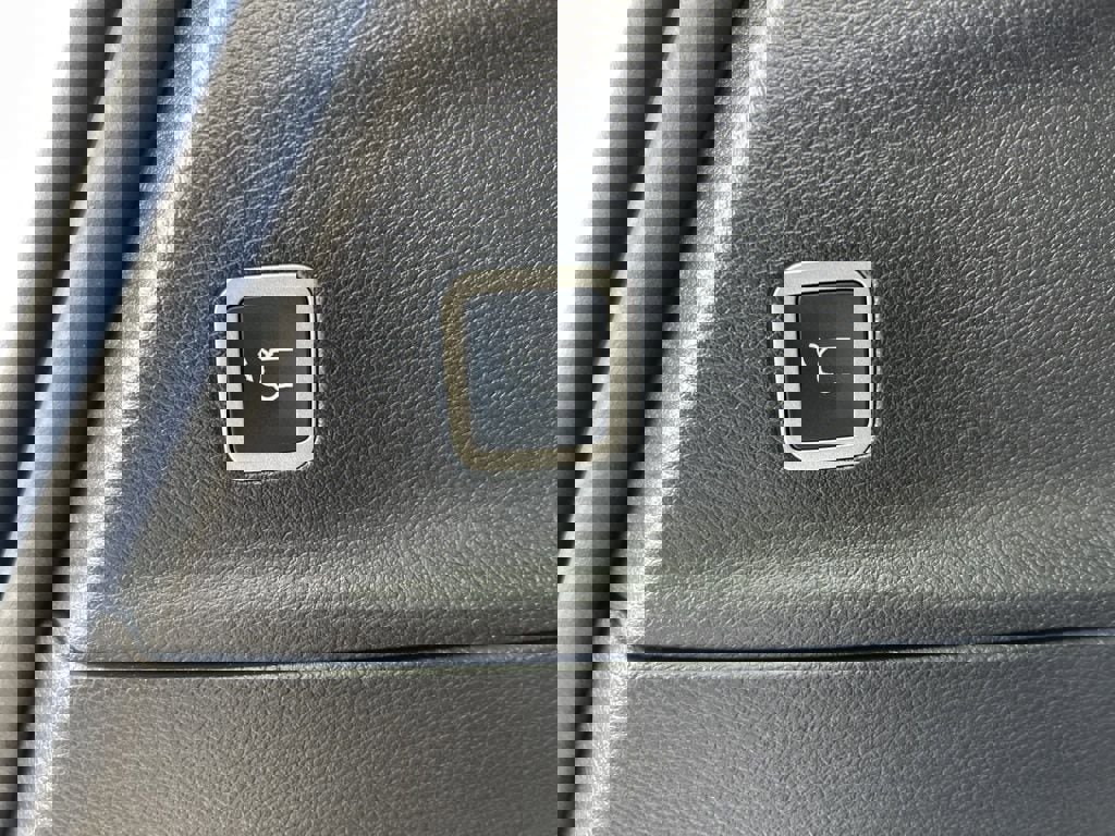 New 2026 Chrysler Pacifica Limited w/ S Appearance Package image 9