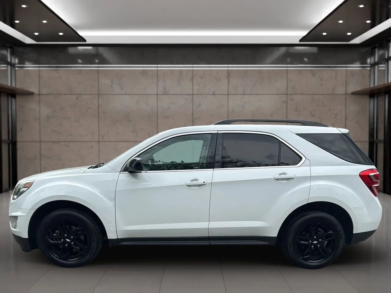 Used 2017 Chevrolet Equinox LT w/ Sport Edition FWD image 8