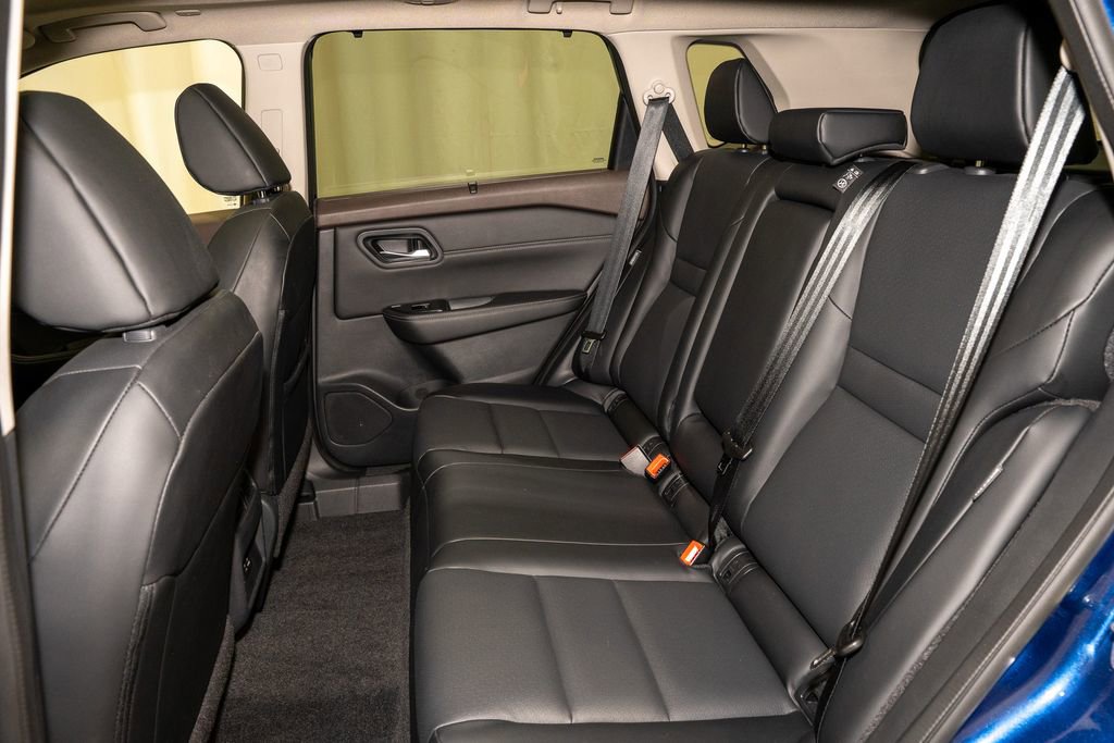 Certified 2023 Nissan Rogue SV w/ SV Premium B Package image 9