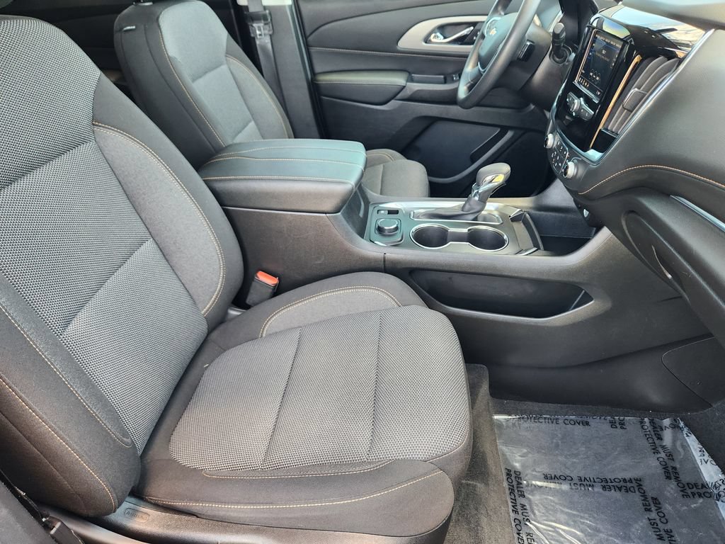 Certified 2021 Chevrolet Traverse LS FWD image 14