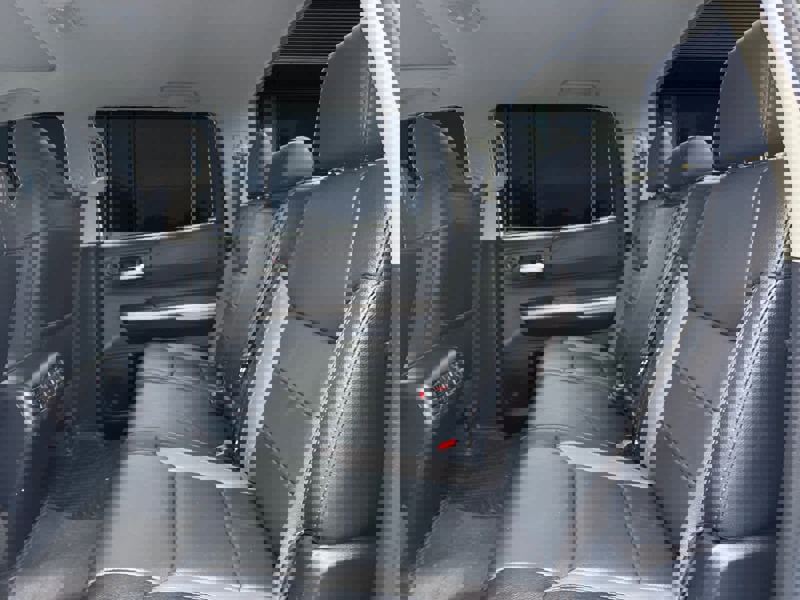 Used 2020 Toyota Tundra Limited image 16