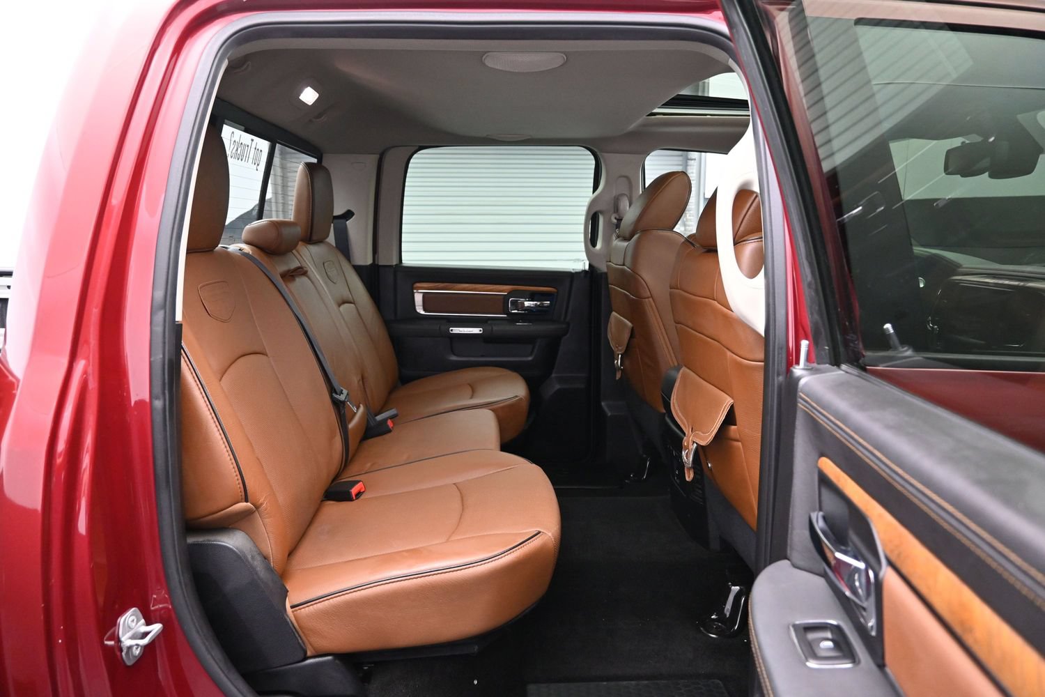 Used 2015 RAM 2500 Longhorn w/ Convenience Group AWD/4WD image 12