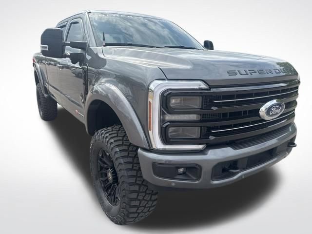 Used 2025 Ford F250 Platinum image 7