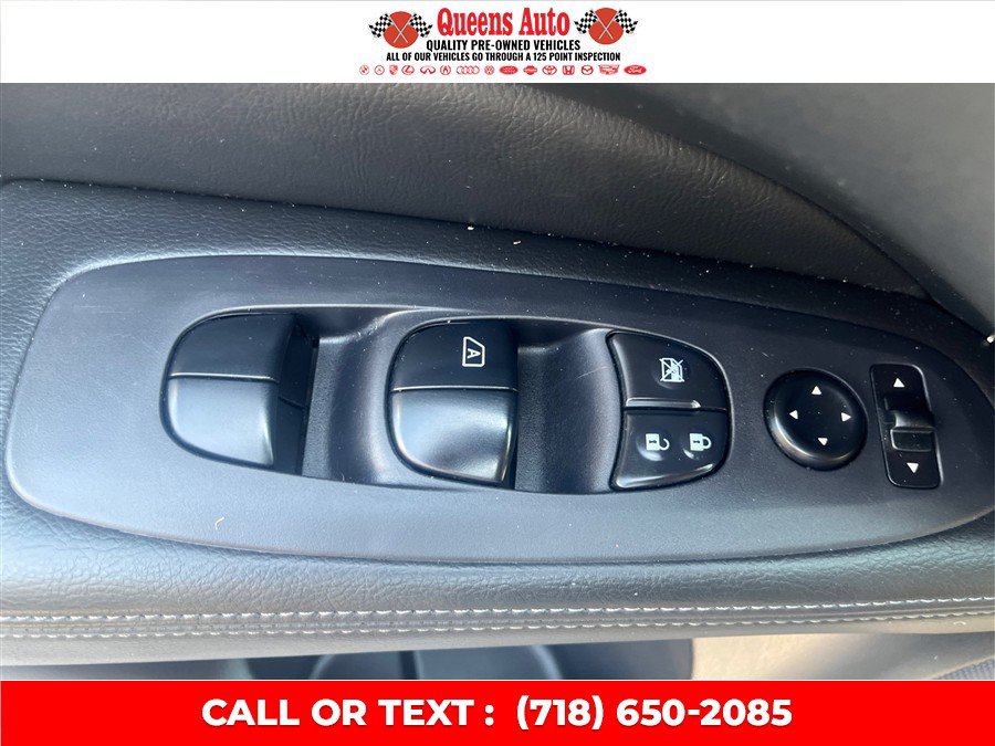 Used 2019 Nissan Pathfinder S AWD/4WD image 40