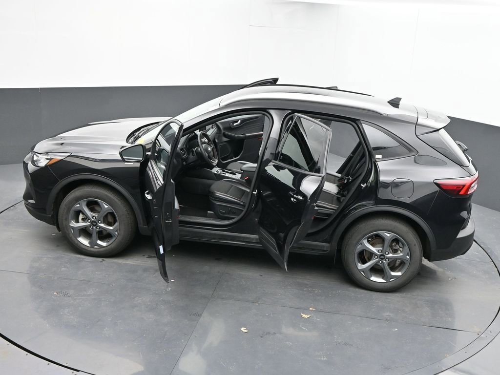 Used 2025 Ford Escape ST-Line image 45