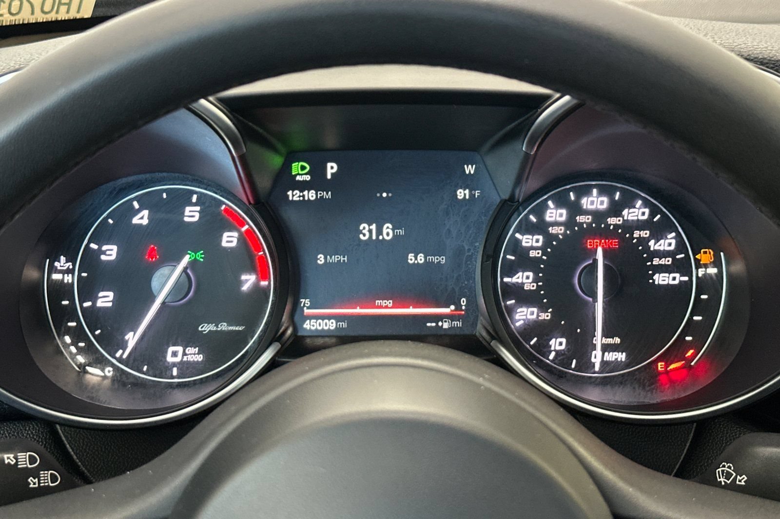 Used 2017 Alfa Romeo Giulia RWD image 29