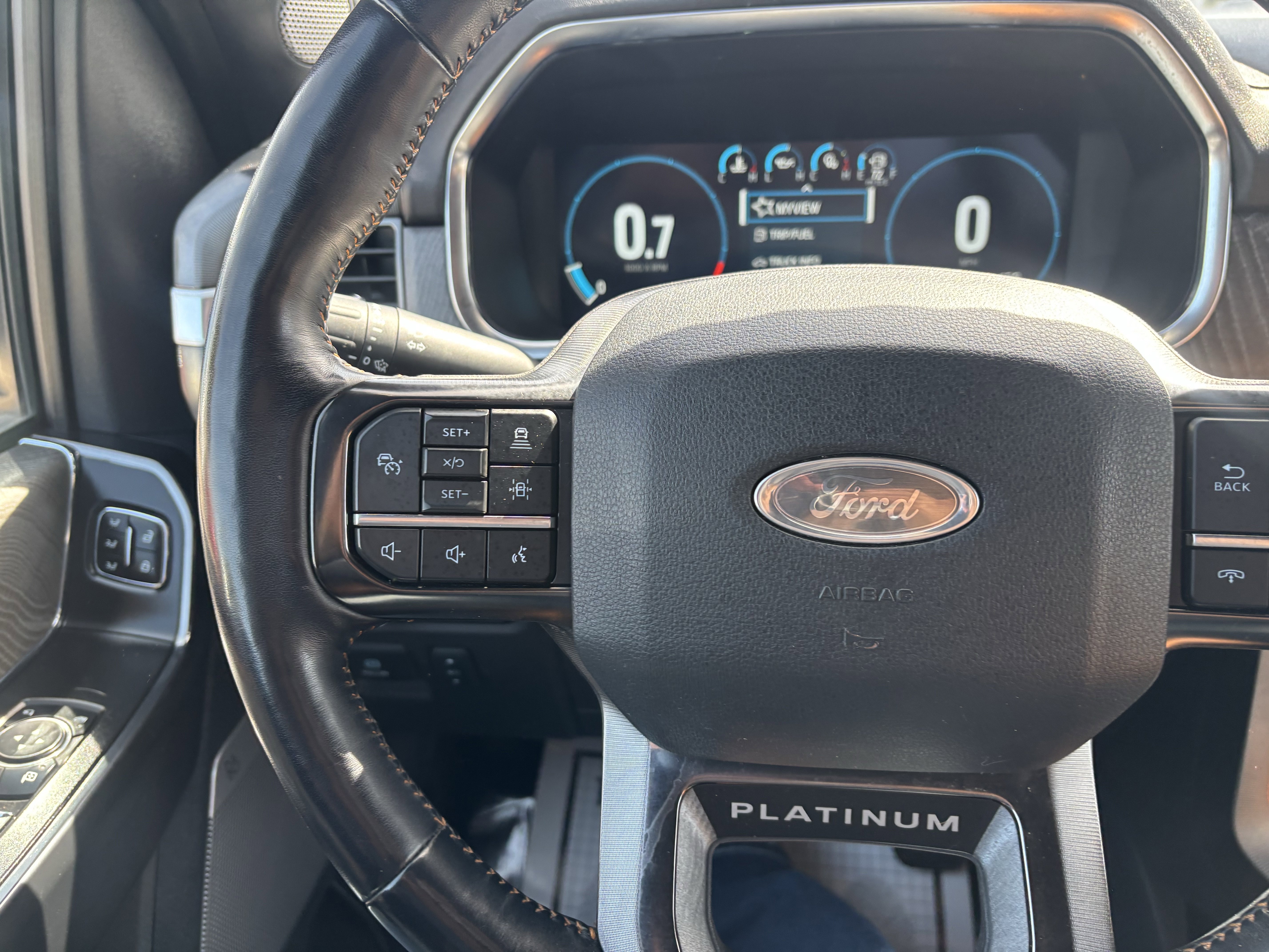 Certified 2023 Ford F150 Platinum image 30