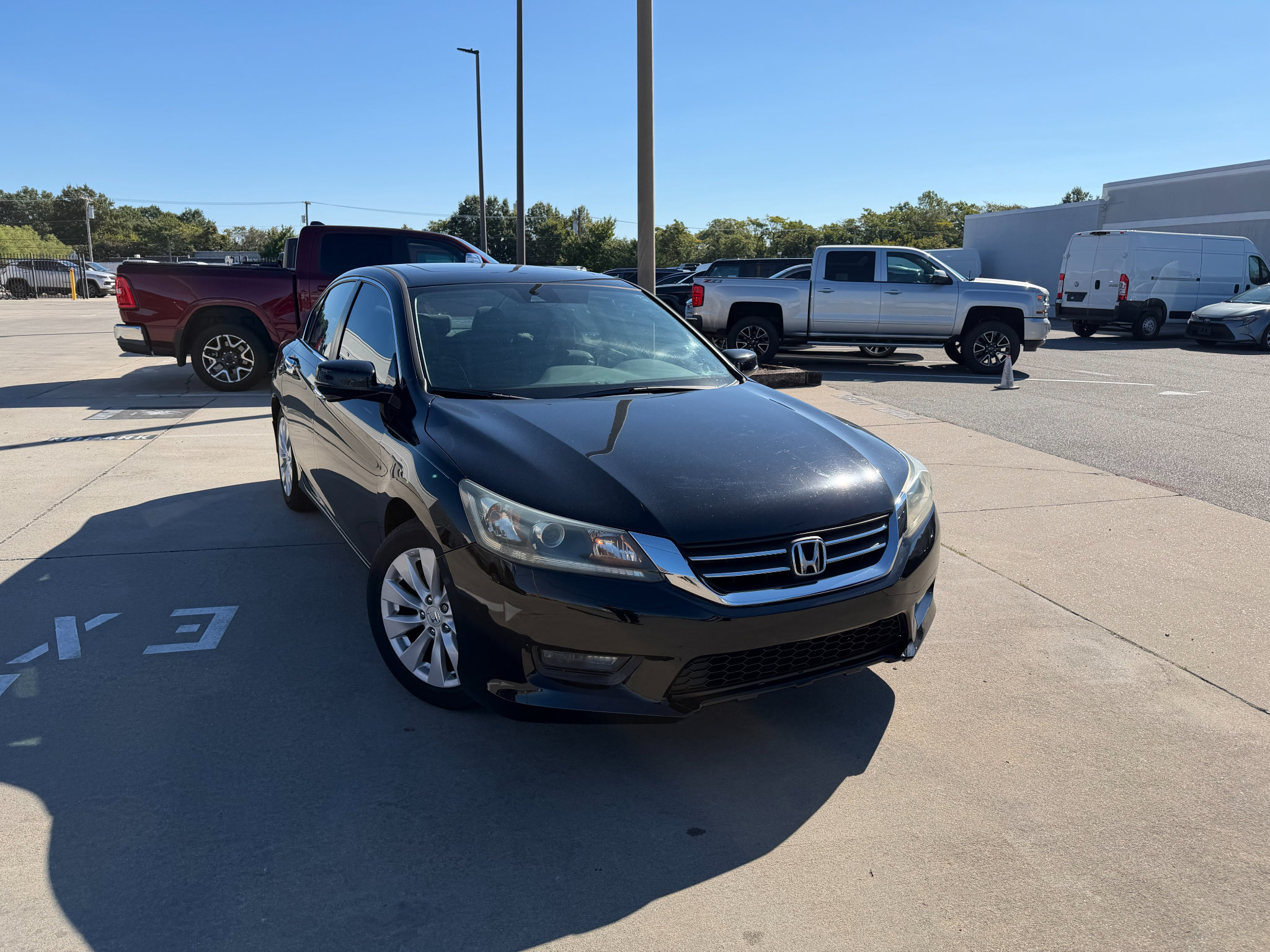 Used 2015 Honda Accord EX-L image 7