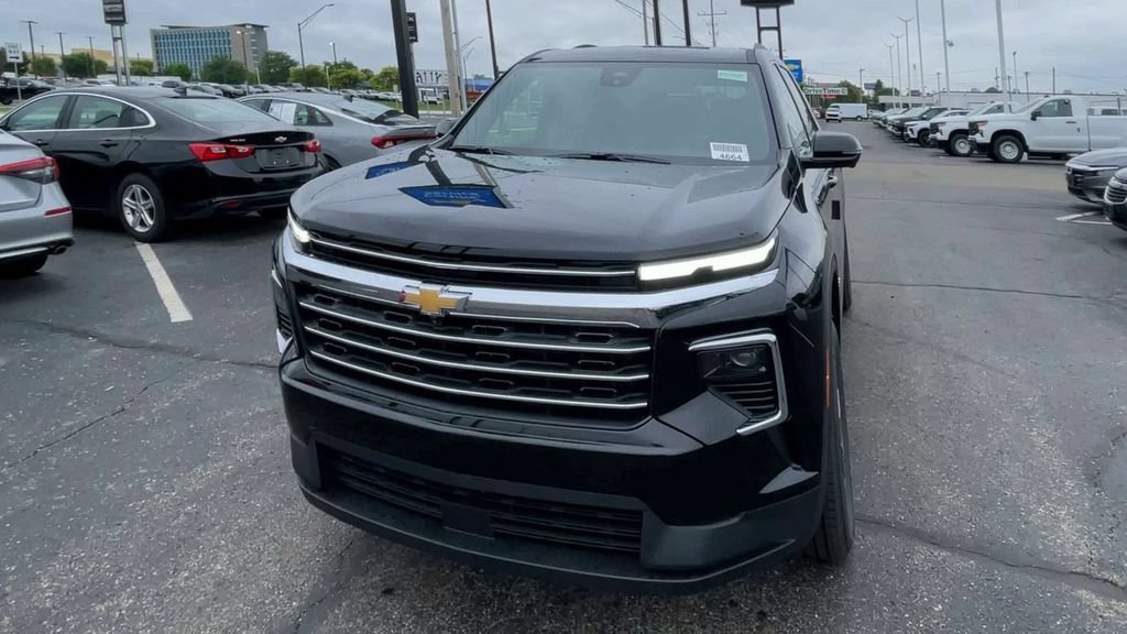 New 2026 Chevrolet Traverse LT w/ Driver Confidence Package FWD image 5