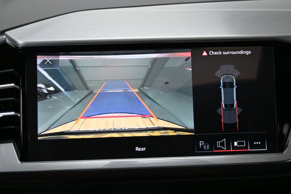 Used 2023 Audi Q4 e-tron Premium Plus w/ Premium Plus AWD/4WD image 23