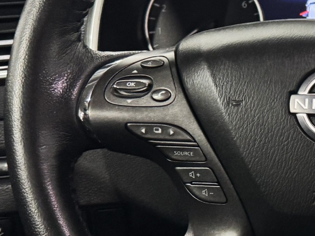 Used 2023 Nissan Murano SL AWD/4WD image 5