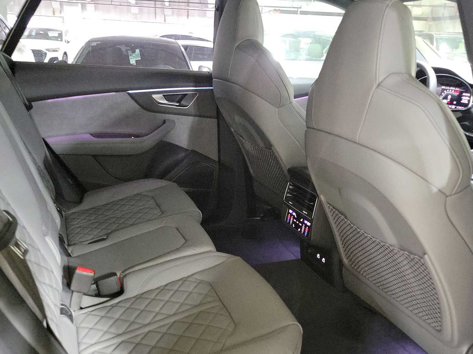 New 2026 Audi SQ8 Premium Plus AWD/4WD image 17