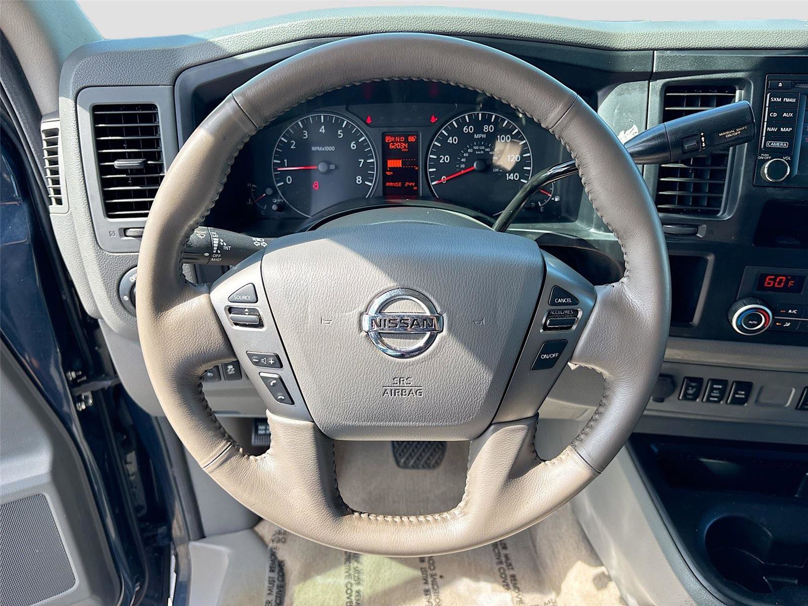 Used 2016 Nissan NV 3500 SL image 12