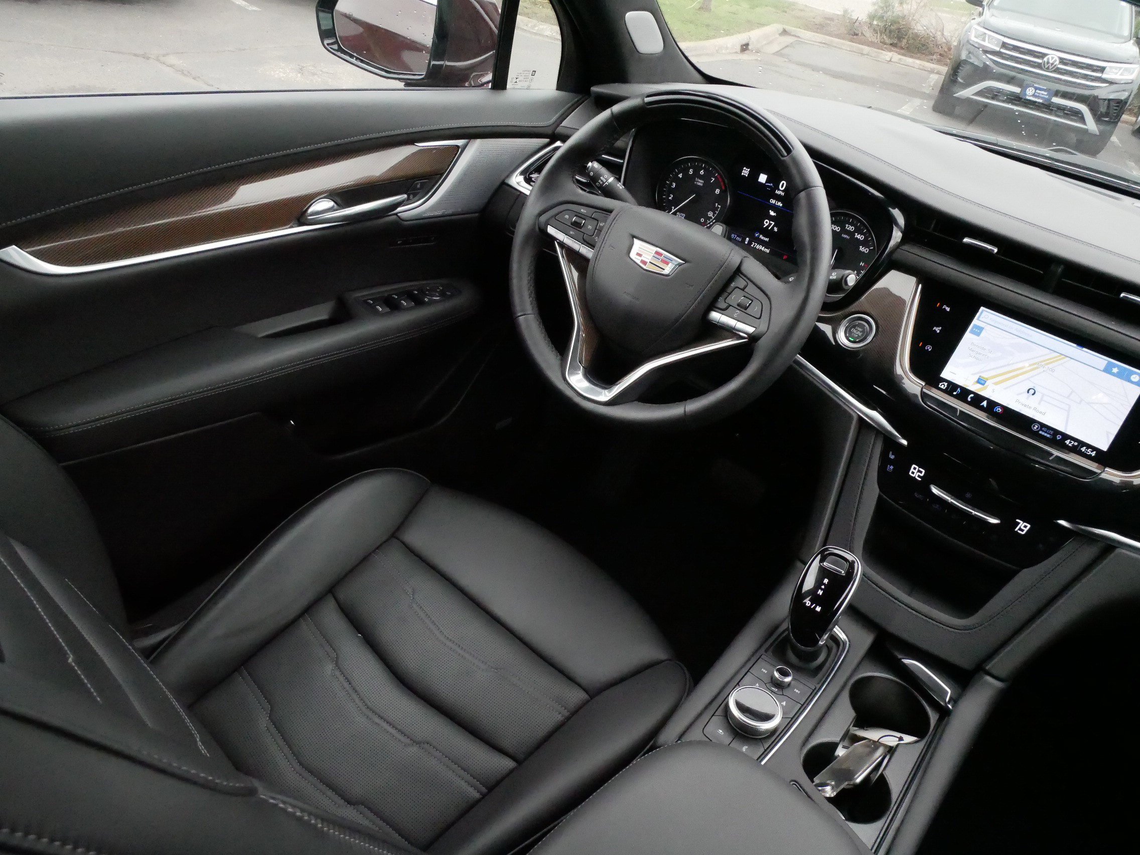 Used 2022 Cadillac XT6 Premium Luxury w/ Platinum Package AWD/4WD image 9