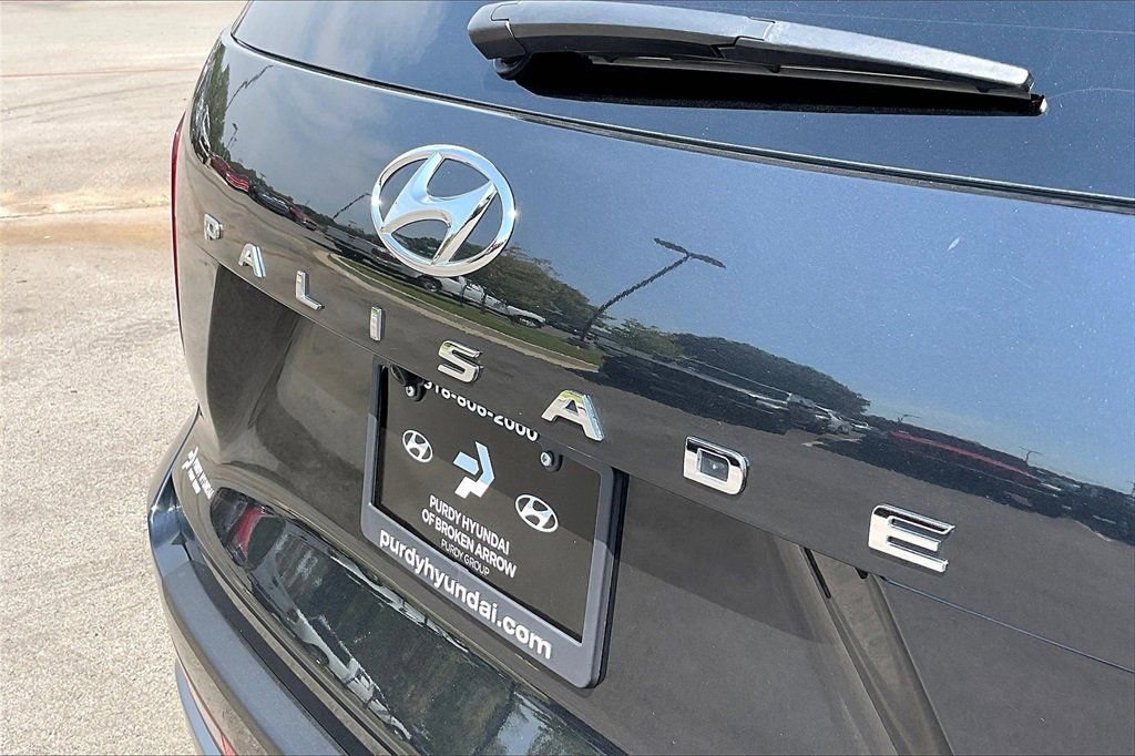 Used 2025 Hyundai Palisade Limited image 9