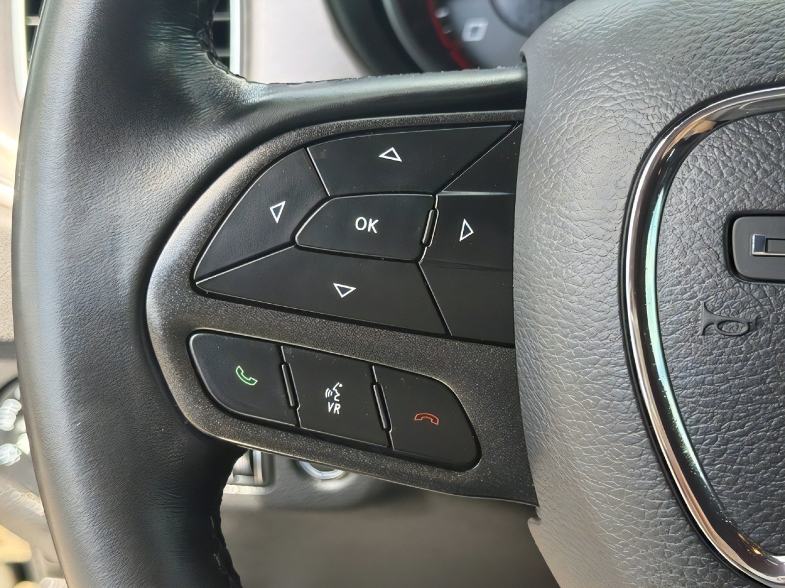 Used 2023 Dodge Charger SXT image 15