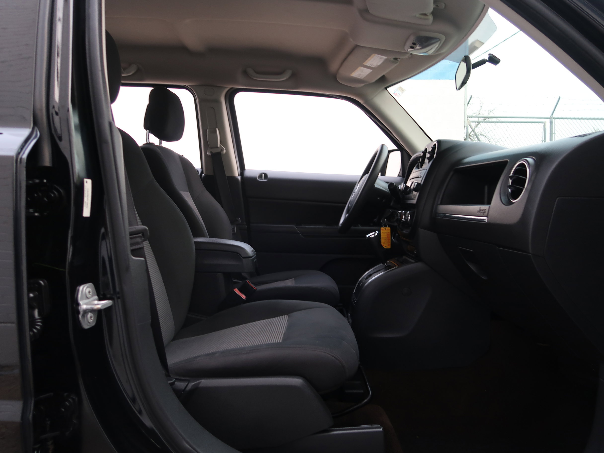 Used 2015 Jeep Patriot Sport w/ Power Value Group image 25