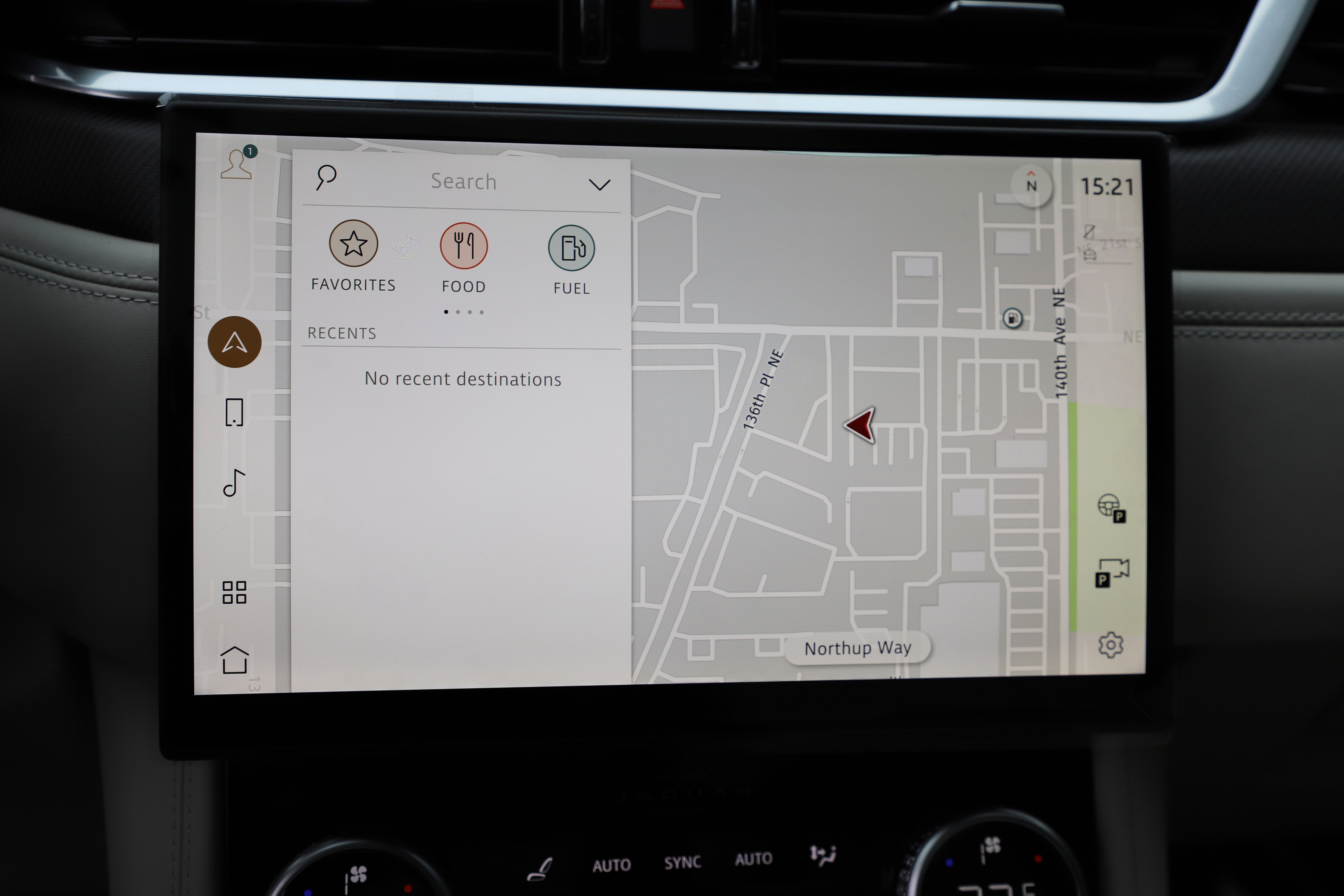 New 2026 Jaguar F-PACE SVR image 19