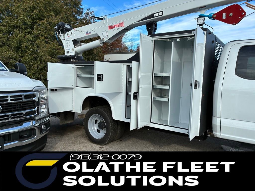 New 2026 Ford F550 4x4 Supercab Super Duty image 13