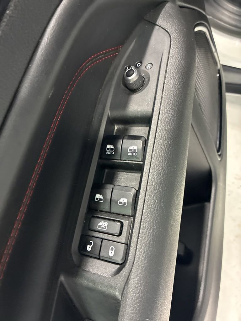 Used 2024 Jeep Compass Trailhawk AWD/4WD image 20