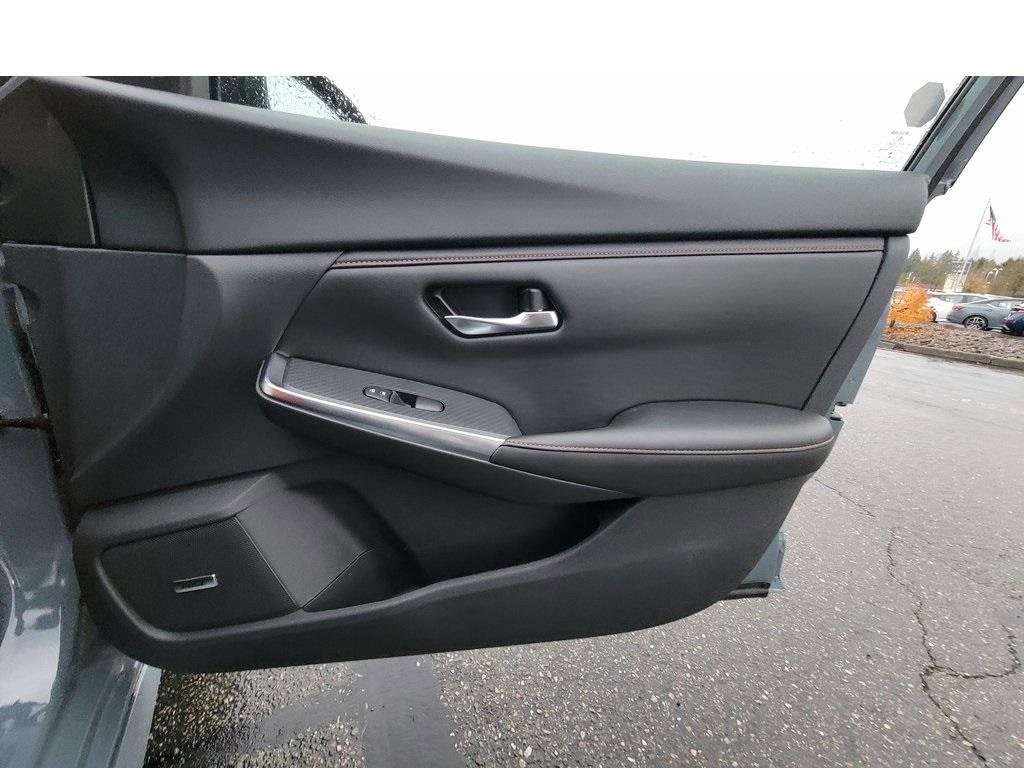 New 2025 Nissan Sentra SR w/ SR Premium Package image 10