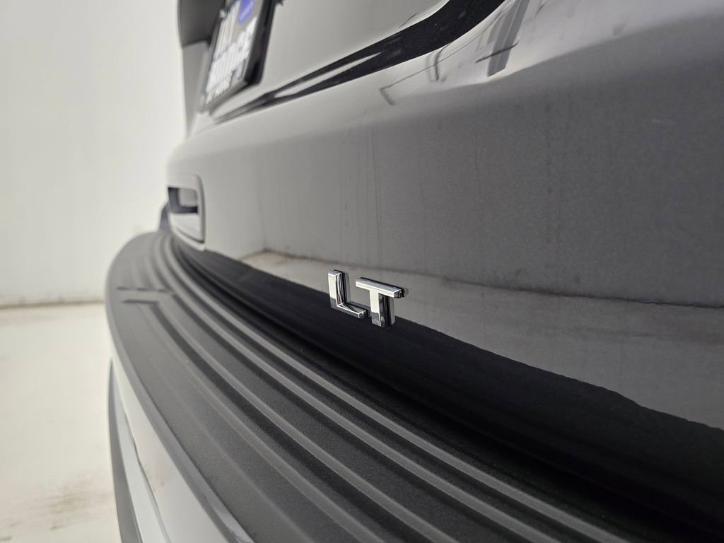 New 2026 Chevrolet Suburban LT w/ Comfort Package image 45