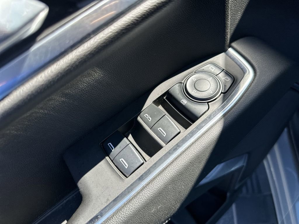 Used 2024 Chevrolet Silverado 1500 LT AWD/4WD image 19