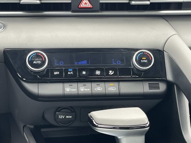 Certified 2025 Hyundai Elantra Sport FWD image 16
