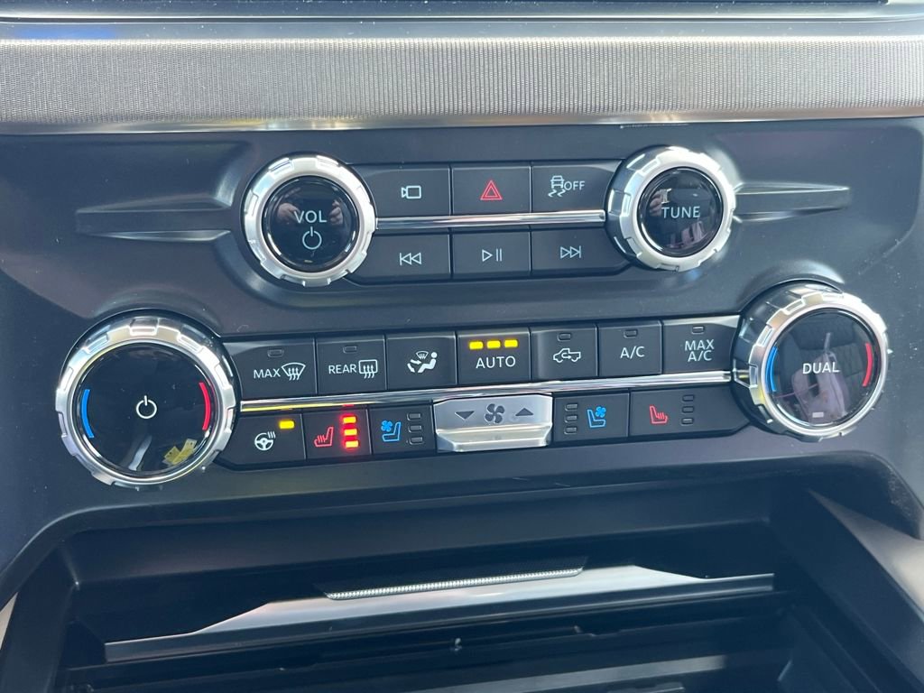 New 2026 Ford F450 Platinum w/ Platinum Plus Package image 25