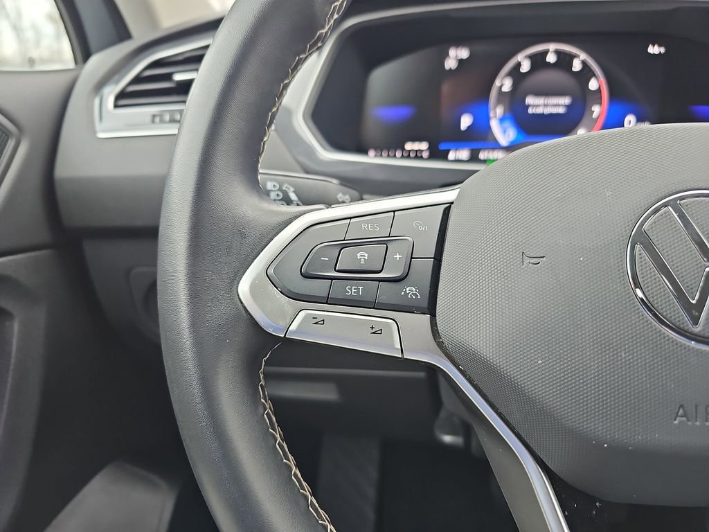 Used 2024 Volkswagen Tiguan S image 18