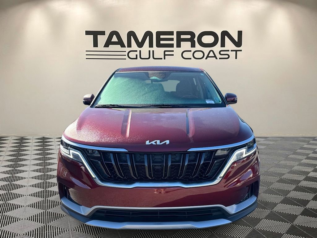 Certified 2024 Kia Carnival LX image 2