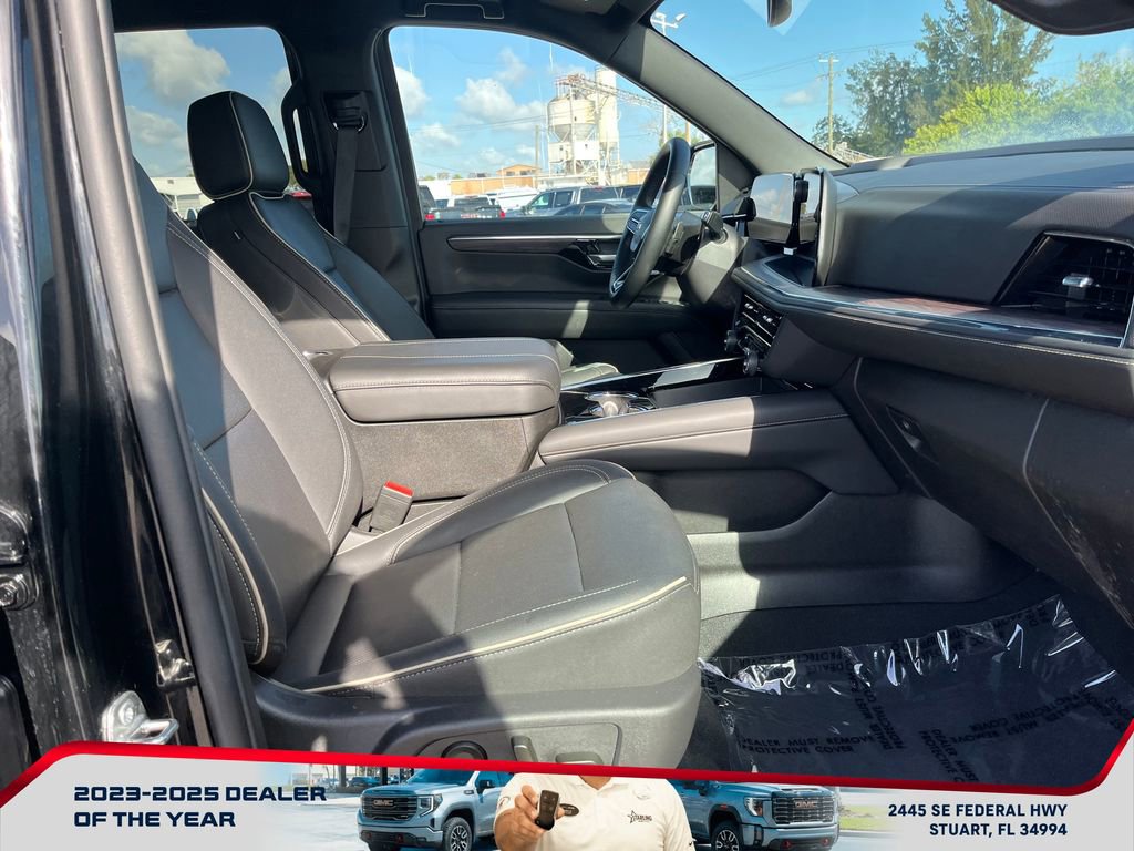 Used 2025 Chevrolet Tahoe Premier image 20