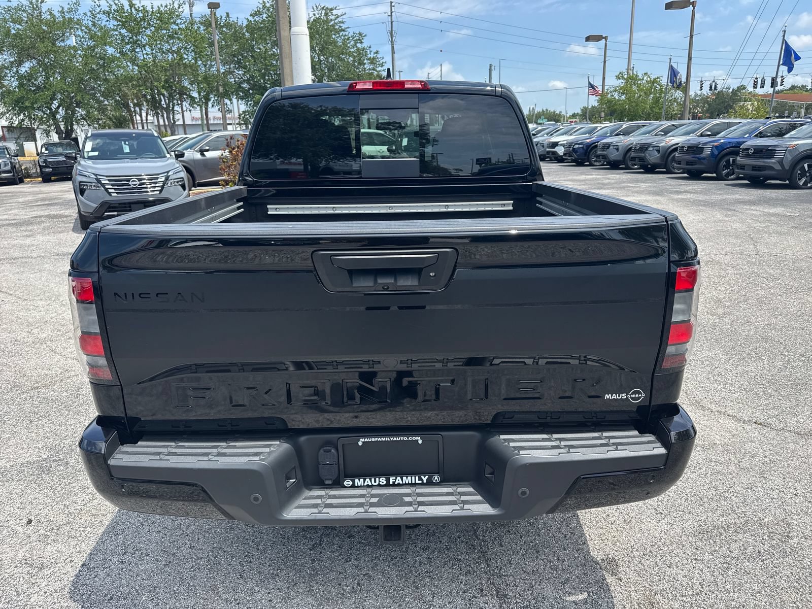 Certified 2024 Nissan Frontier SV w/ Hardbody Edition AWD/4WD image 6