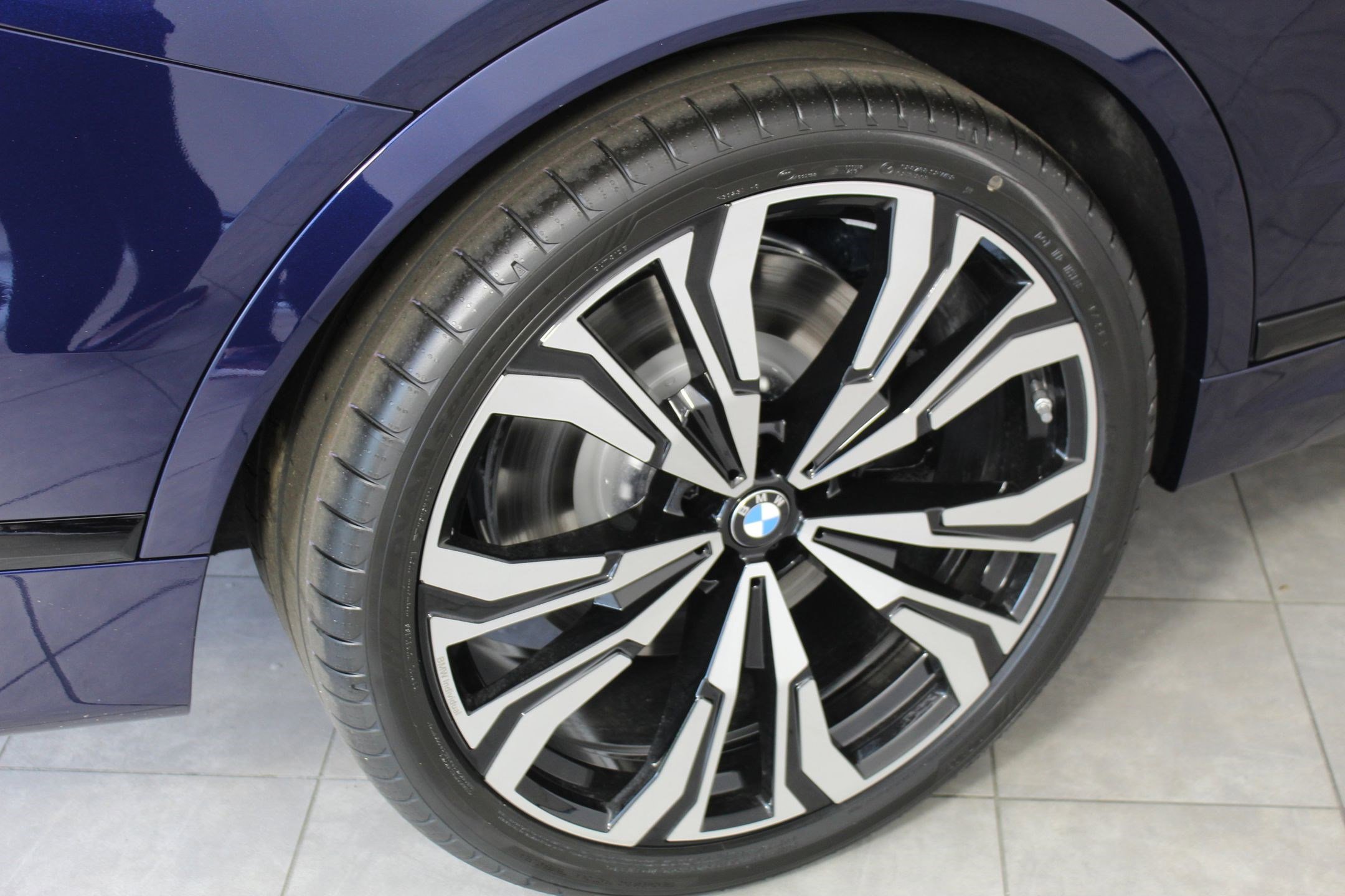 New 2026 BMW X7 M60i image 10