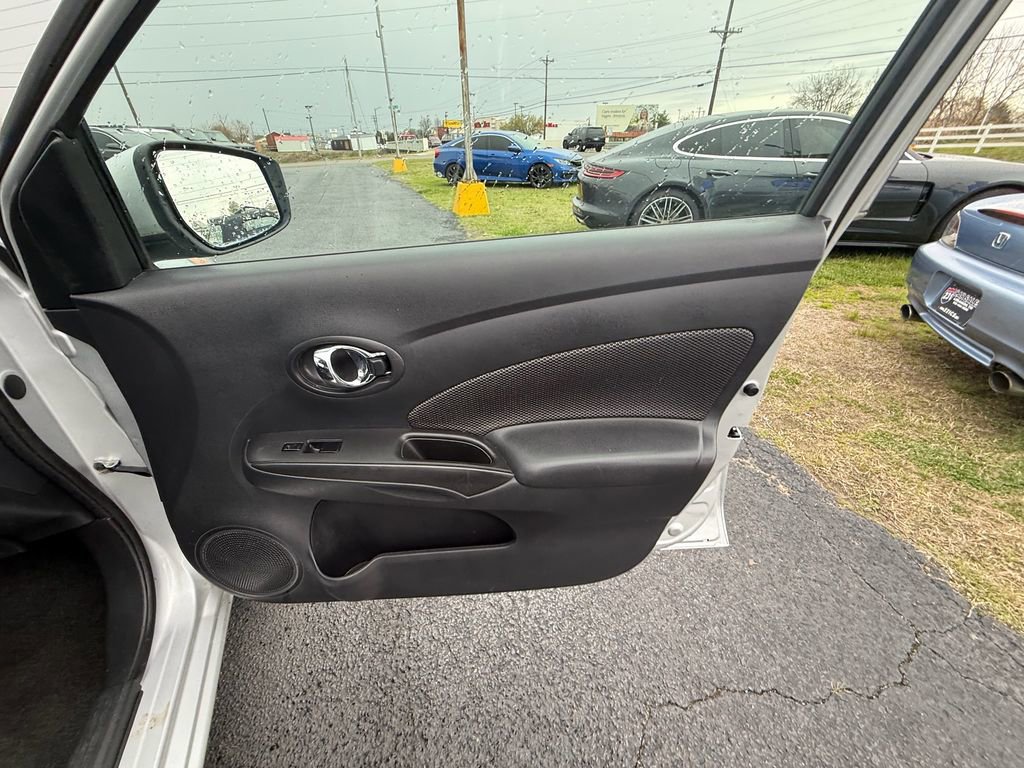 Used 2017 Nissan Versa SV image 21