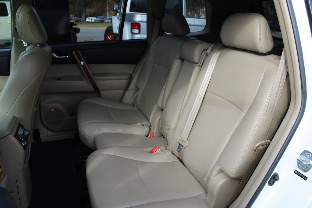 Used 2012 Toyota Highlander Limited image 13