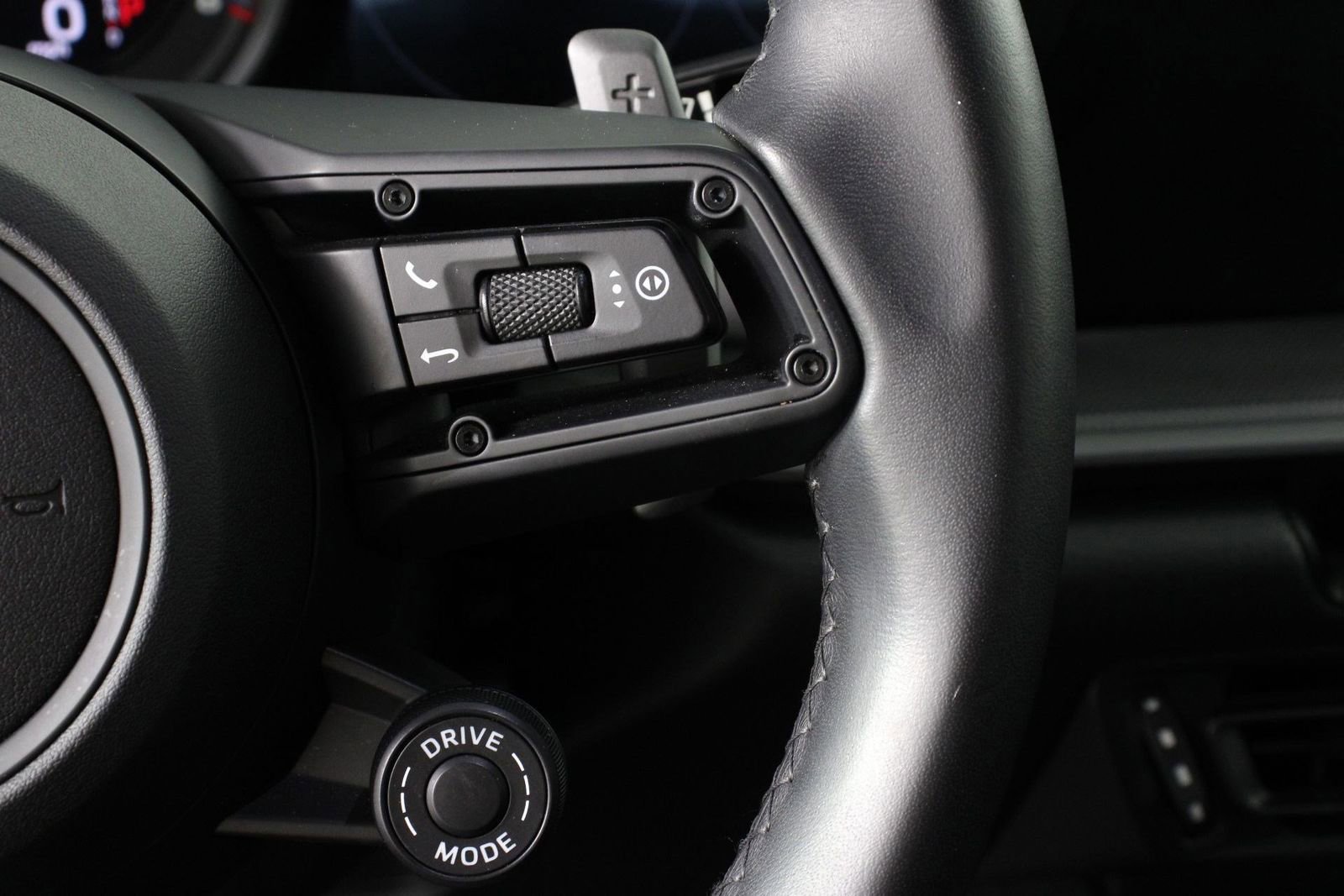 Certified 2020 Porsche 911 Carrera 4S AWD/4WD image 15