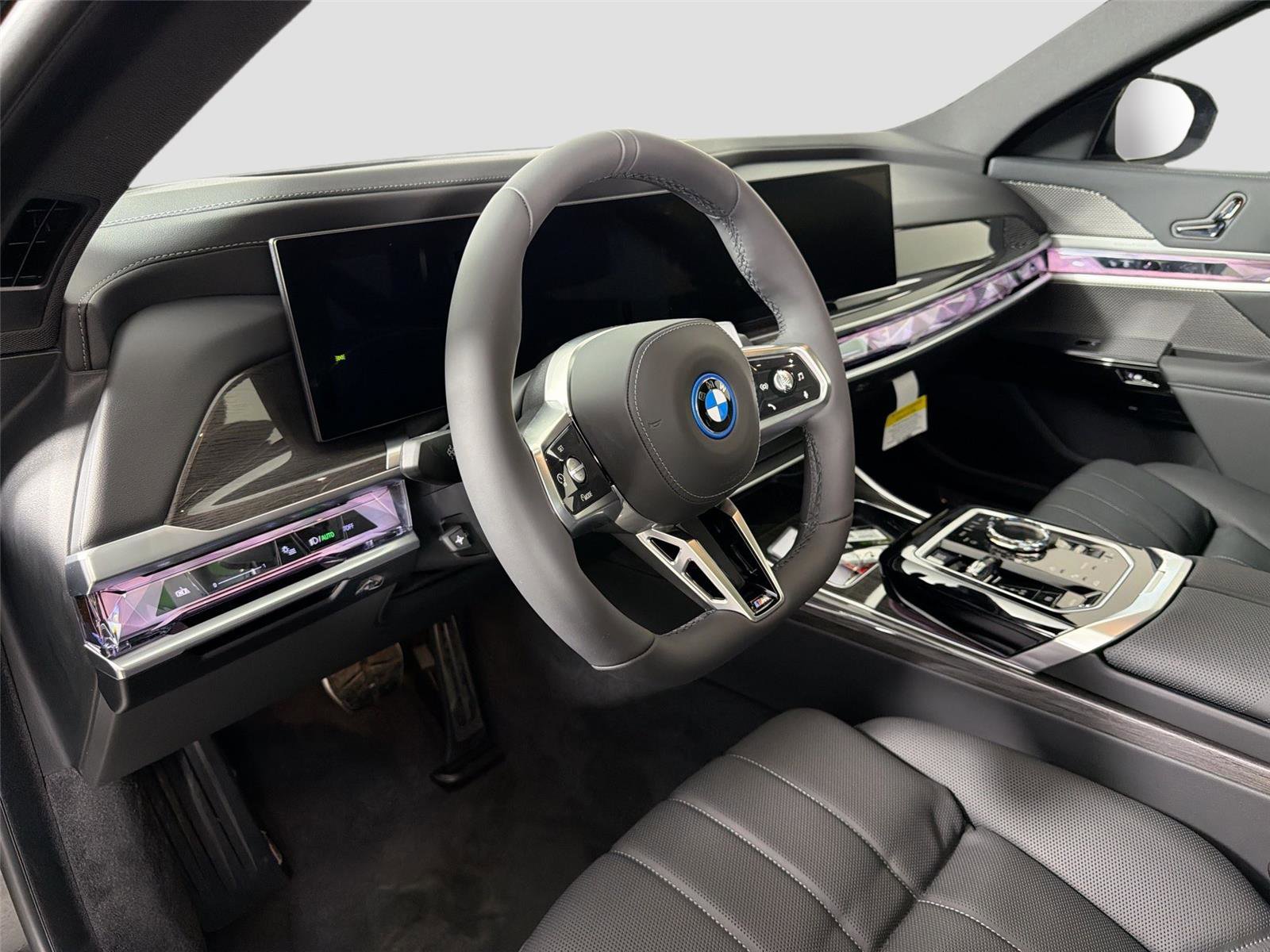 New 2026 BMW 750e xDrive w/ Executive Package AWD/4WD image 9