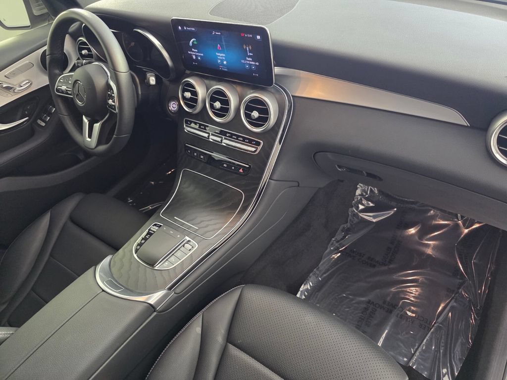 Certified 2021 Mercedes-Benz GLC 300 image 30