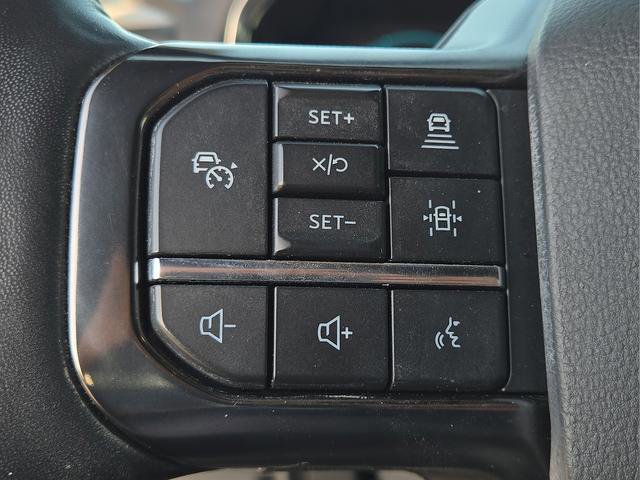 Used 2022 Ford F150 Platinum w/ Trailer Tow Package image 31