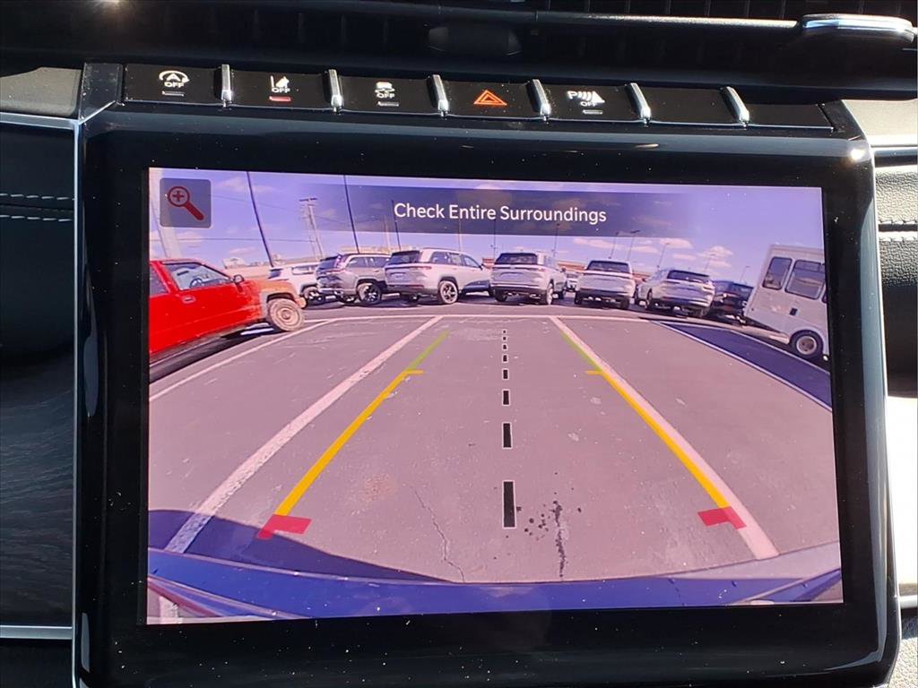 New 2025 Jeep Grand Cherokee Limited w/ Trailer Tow Package image 17