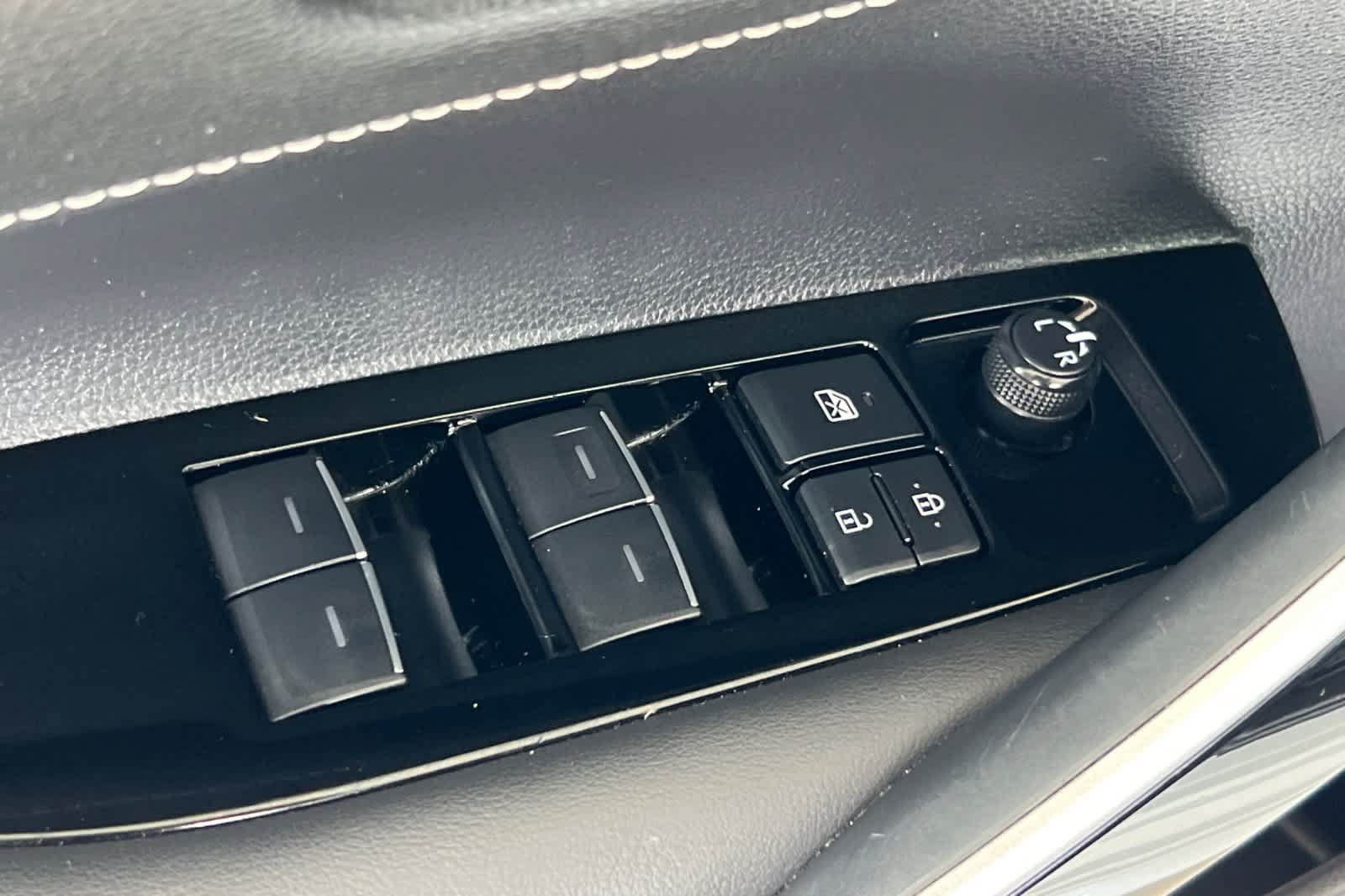 Certified 2022 Toyota Corolla XSE FWD image 13