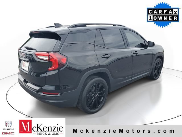 Used 2022 GMC Terrain SLT w/ Elevation Edition FWD image 4