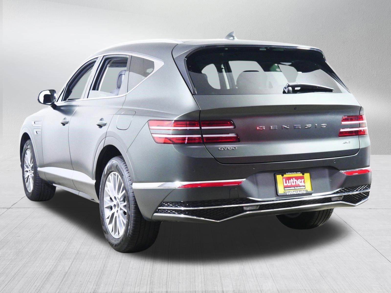Used 2025 Genesis GV80 2.5T Standard image 5