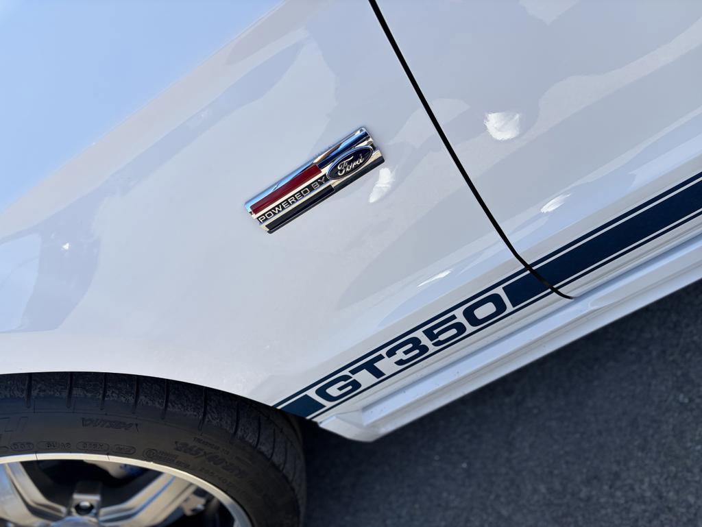 Used 2011 Ford Mustang GT Premium image 23