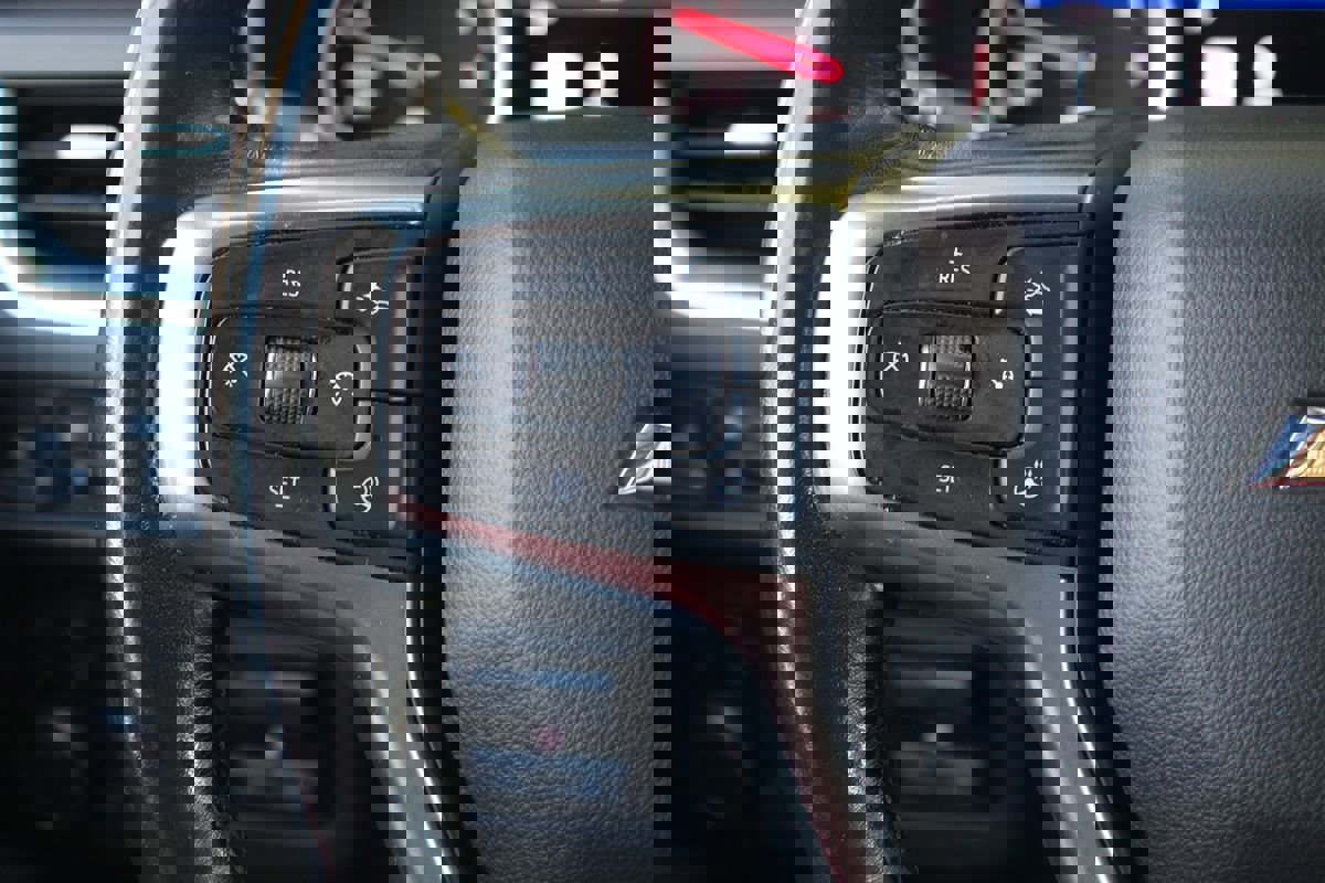 Used 2021 Chevrolet Tahoe Premier w/ Premium Package image 35